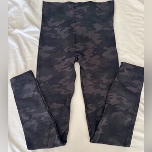 SPANX Black Camouflage Leggings